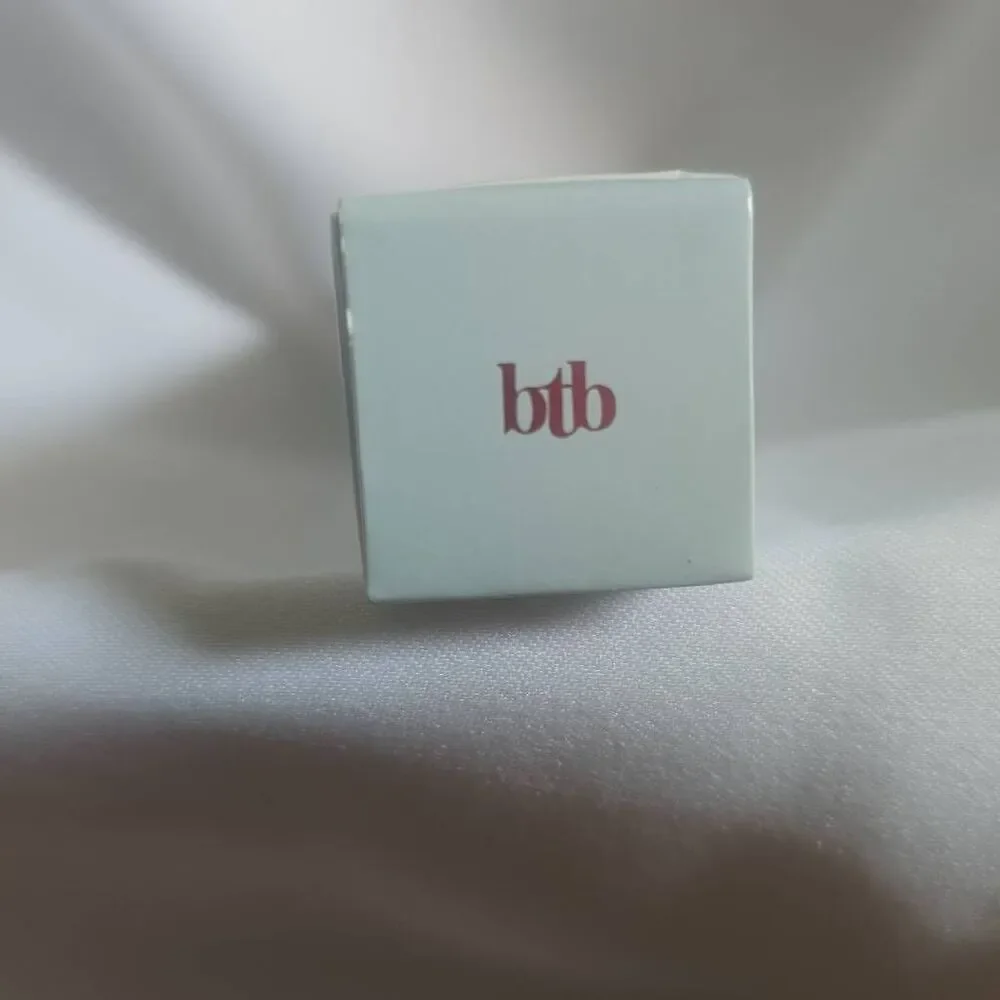 Bigger Than Beauty Pout Hero Liquid Balm Lip Treatment In Peppermint 6.4mL, NIB